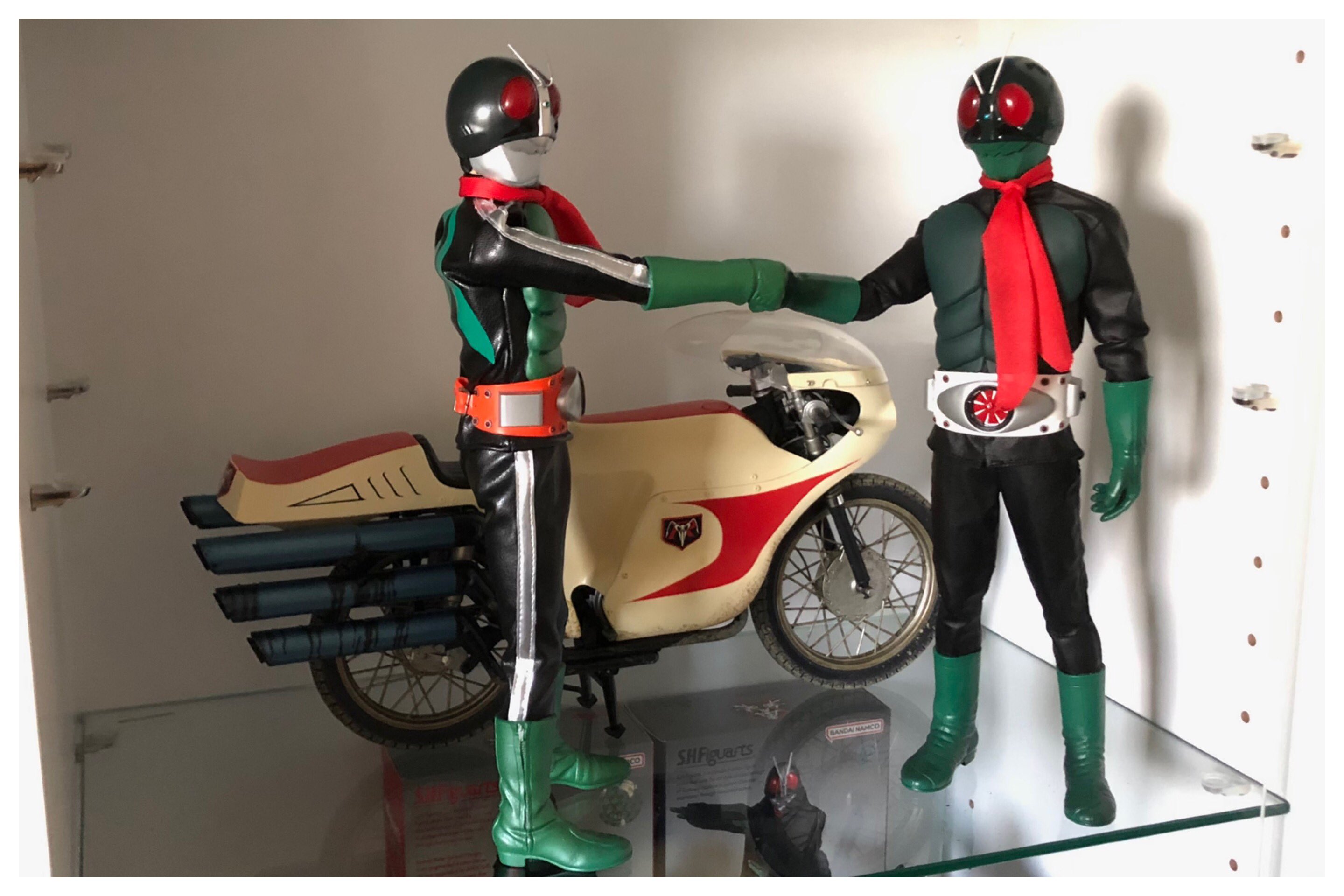 仮面ライダー２号（俳優：佐々木剛）★旧2号タイプ★圧倒的な造形美★魂ウェブ限定 仮面ライダー旧2号 - 『吾輩』のフィギュア・コレクション
