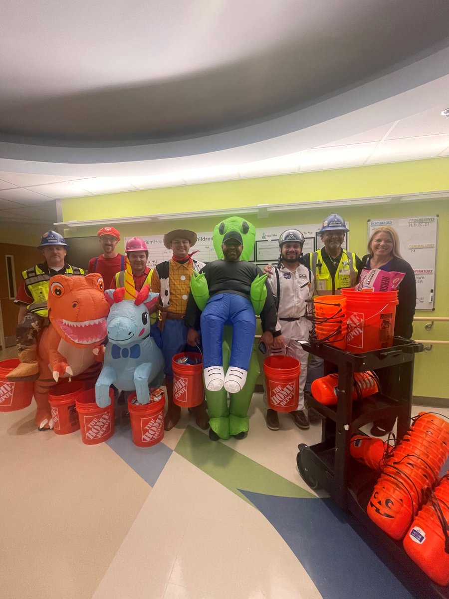 Levine Children’s (@levinechildrens) on Twitter photo Trick-or-treat, but in reverse ⏪ 🎃 Our amazing friends at <a href="/JEDunn/">JE Dunn Construction</a> took a short break from their on-site construction to dress up in costumes and deliver treats to our patients. We truly have the BEST community partners. Check out the smiles they brought our patients 😊 Trick-or-treat, but in reverse ⏪ 🎃 Our amazing friends at <a href="/JEDunn/">JE Dunn Construction</a> took a short break from their on-site construction to dress up in costumes and deliver treats to our patients. We truly have the BEST community partners. Check out the smiles they brought our patients 😊