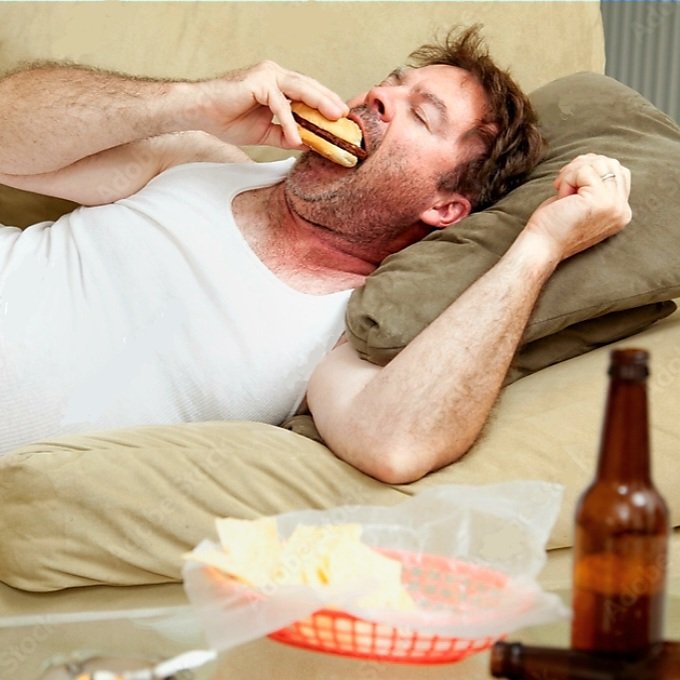 Gilles_Pignon's tweet image. 2015, avec ma femme Chantal / 2023, sans ma femme Chantal qui s'est barrée avec mon cousin Pierrick.