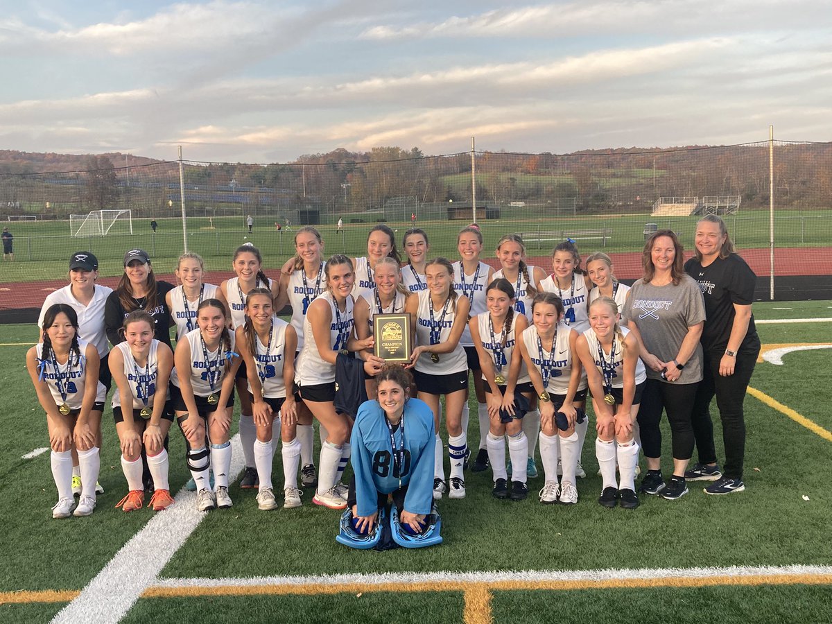 SimioneNanette's tweet image. We are so proud to have the opportunity to coach this team. 
All around team effort with an 8-0 win vs. Taconic Hills for the Class C championship! 
Lauren - 3g/2a, Olivia W - 1g/3a, Sam - 2g, Kierstin - 1g, Evie - 1g, Grace - 1a;
Sienna - 1 save
#NextStopRegionals