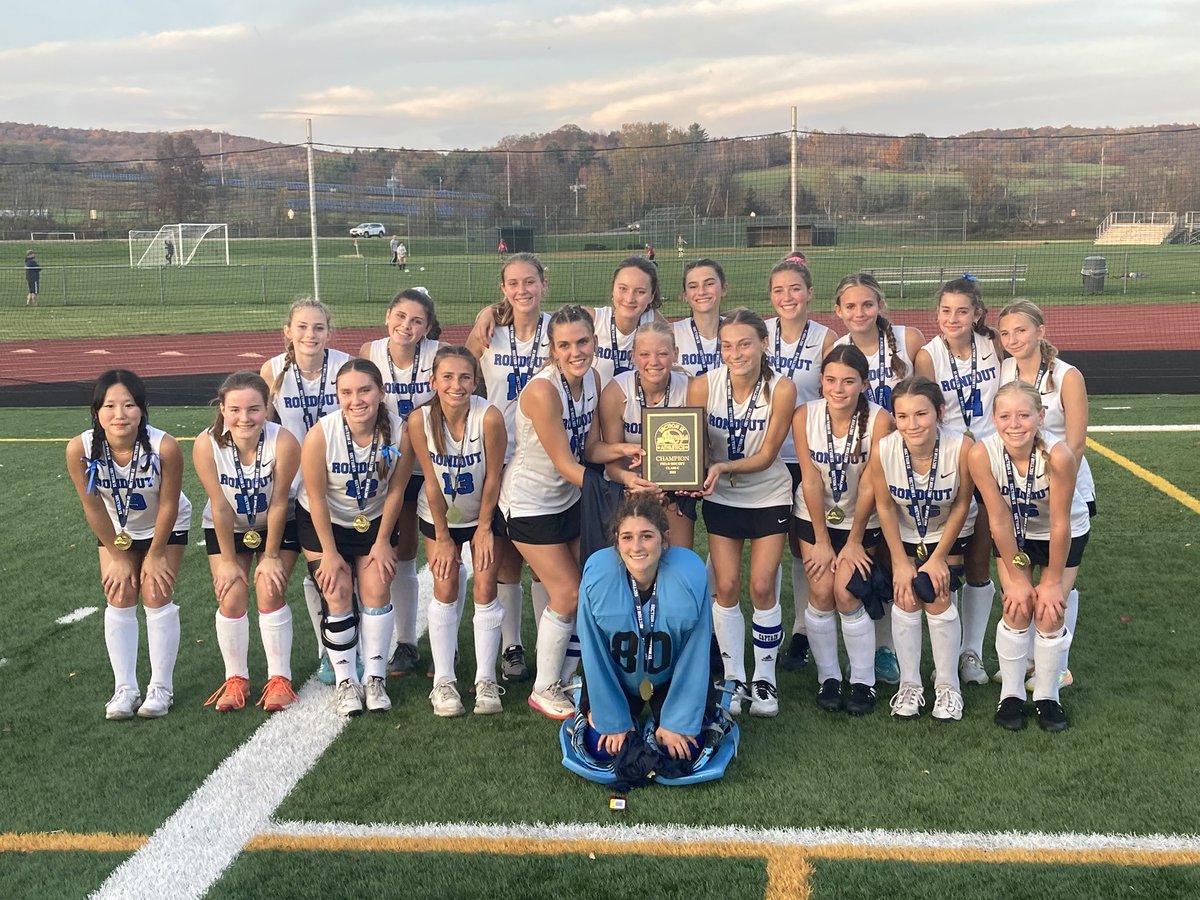 SimioneNanette's tweet image. We are so proud to have the opportunity to coach this team. 
All around team effort with an 8-0 win vs. Taconic Hills for the Class C championship! 
Lauren - 3g/2a, Olivia W - 1g/3a, Sam - 2g, Kierstin - 1g, Evie - 1g, Grace - 1a;
Sienna - 1 save
#NextStopRegionals