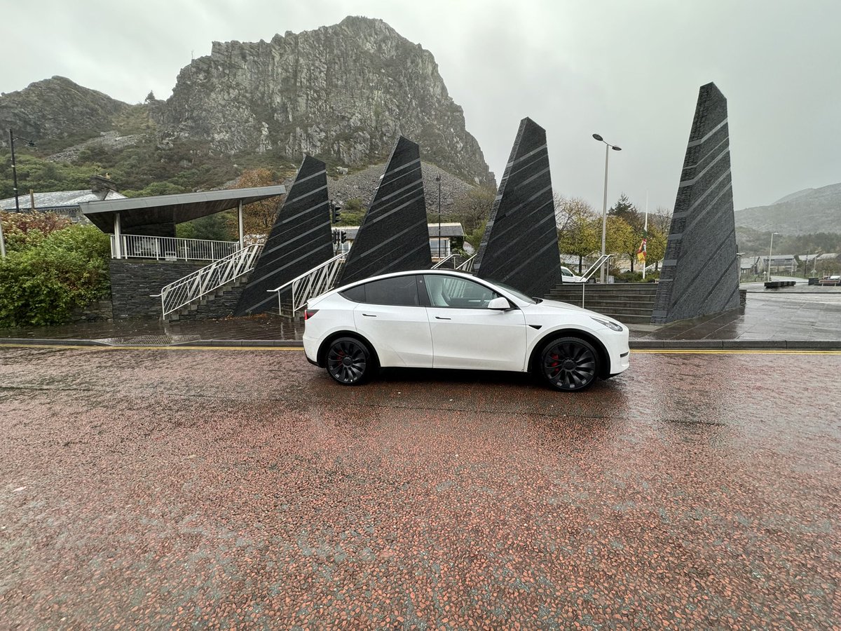 WhatsUp FPV (@heliboy) on Twitter photo I am loving my new. Model Y performance, such a fun car! I am loving my new. Model Y performance, such a fun car!