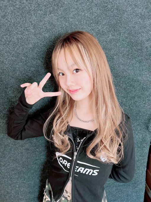 Twitterのコスプレ画像3