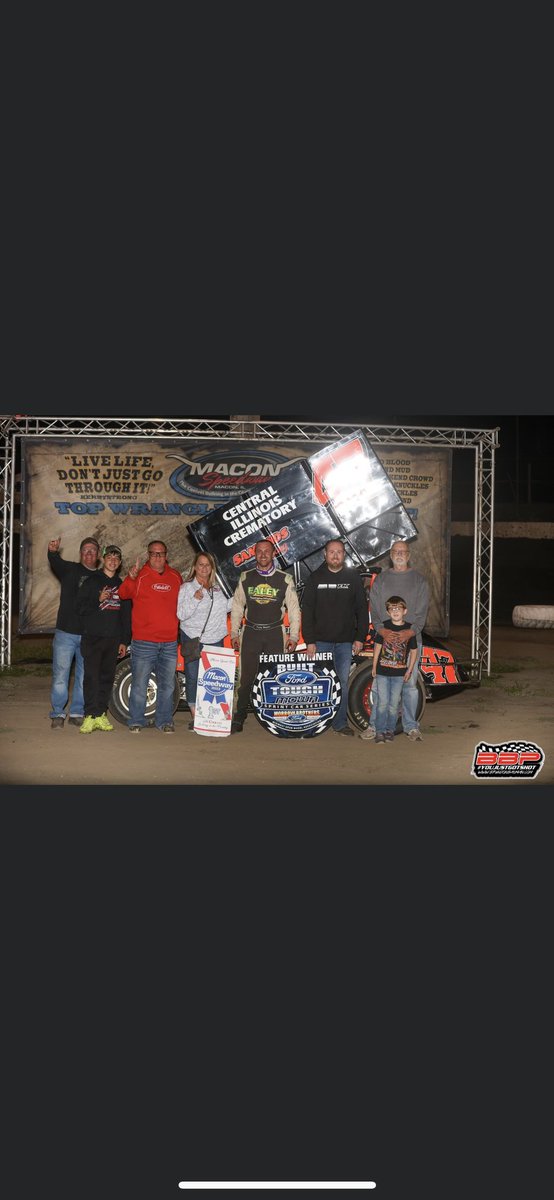 End of our race season, ended up with 2 wins on the season.  6th in <a href="/mowasprints/">Midwest Open Wheel</a> points only running a partial schedule and points champs at <a href="/jaxspeedway/">Jacksonville Speedwa</a>.  Great year with <a href="/Kweyant99/">Korey Weyant</a> driving and looking forward to next year!