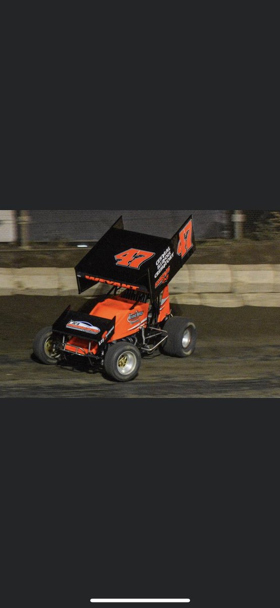 BrettSamonds's tweet photo. End of our race season, ended up with 2 wins on the season.  6th in @mowasprints points only running a partial schedule and points champs at @jaxspeedway.  Great year with @Kweyant99 driving and looking forward to next year! https://t.co/YoayxVORZ7