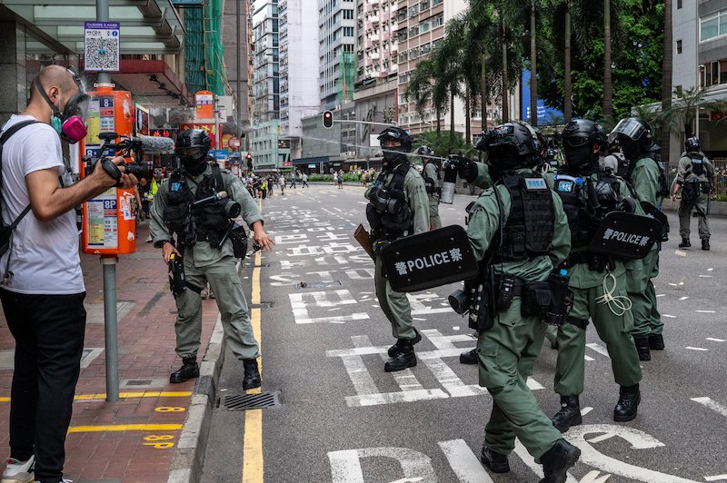 RoomUpFront's tweet image. Please welcome #RUFMentee Galileo Cheng a photojournalist in the diaspora from Hong Kong to Vancouver. He has taken photos of protests and social activism since 2007.