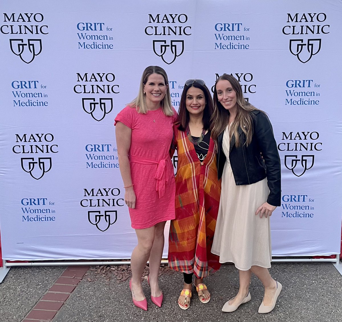 Neighbors at GRIT! @anjalibhagramd @MeghanACooperDO #MayoGRIT @MayoGRIT