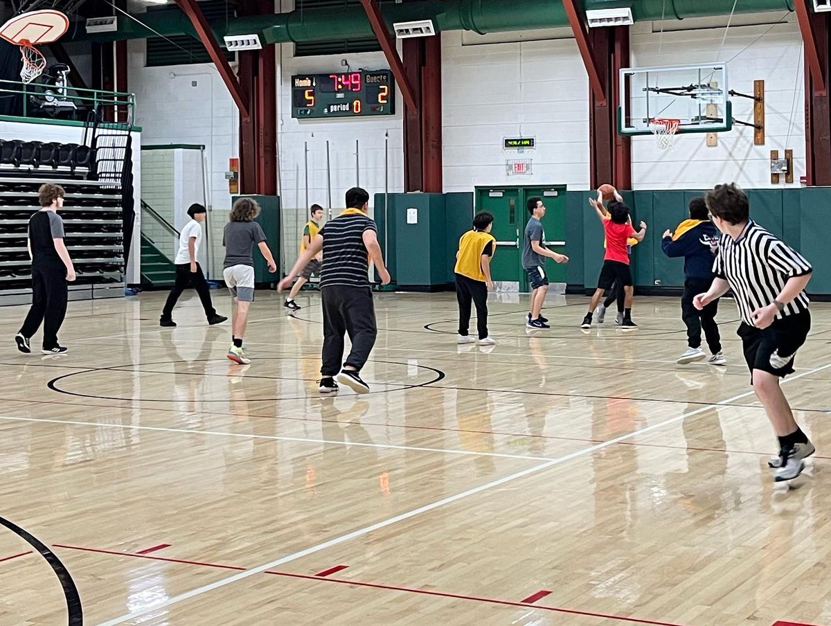 olchspe's tweet photo. Epic championship game in 2nd period freshmen pe class.  Our inaugural officiating class kept it fair. https://t.co/YseXFPa9hO