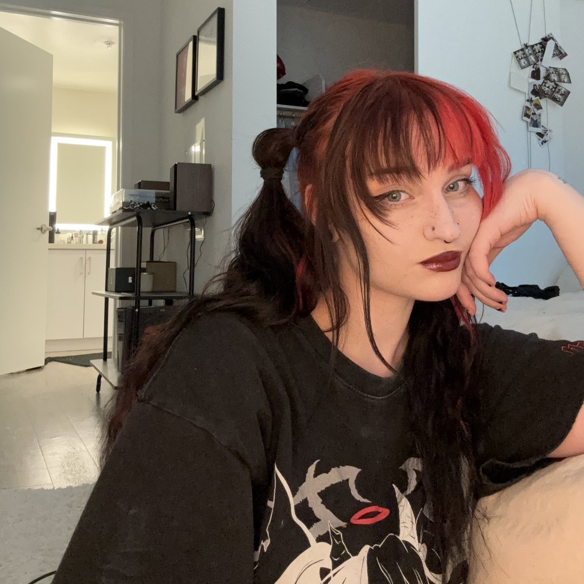 Niki tweet media