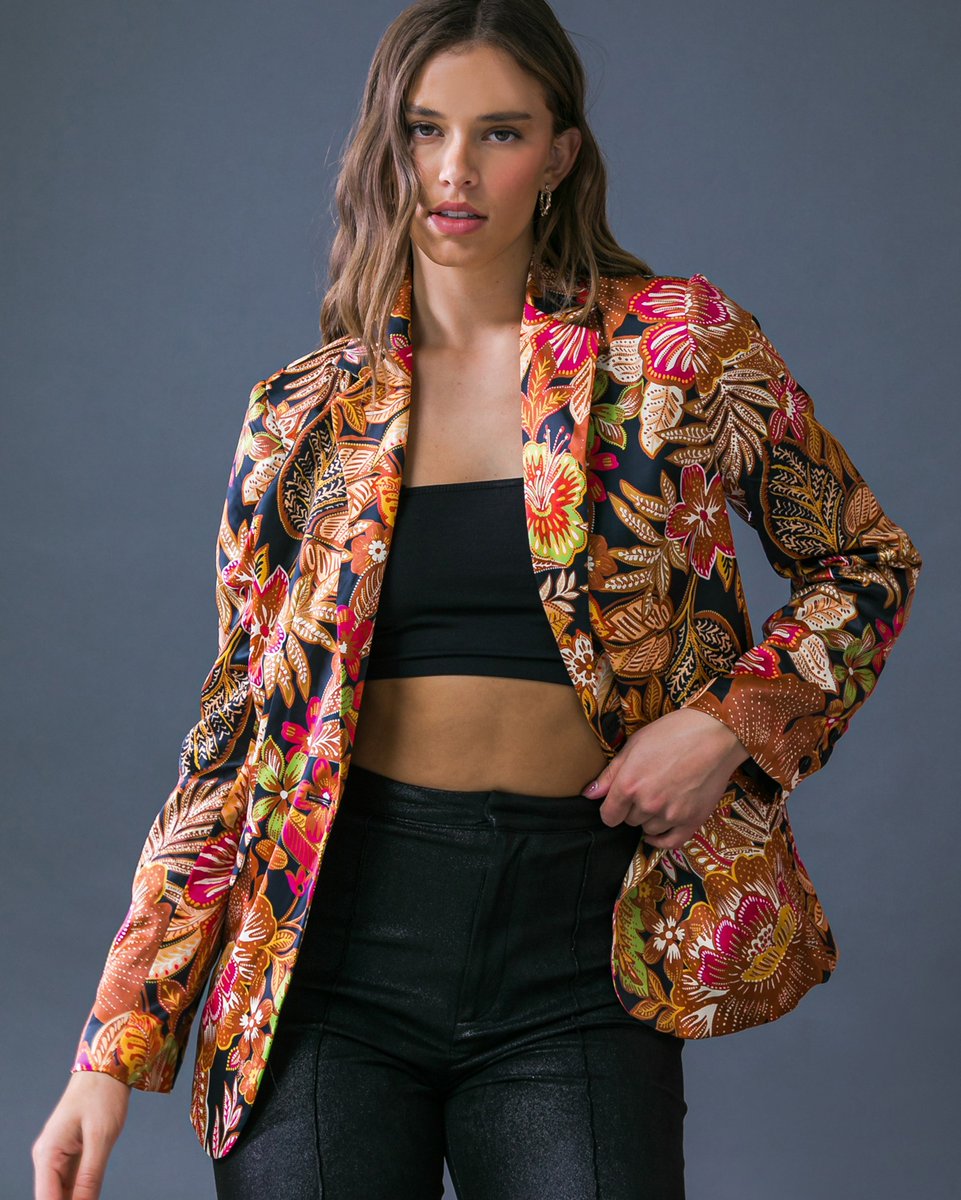 FLYINGTOMATO7's tweet image. Your cozy partners. Discover our jackets collection

flyingtomato.com⁠
⁠
#JacketSeason #FallLayering #StylishOuterwear #OuterwearStyle #fallwardrobe #fallcasuals #falldresses #fallfashion #falloutfits #wintertoutfits #ootd #sweaters #sweaterdress #formallook