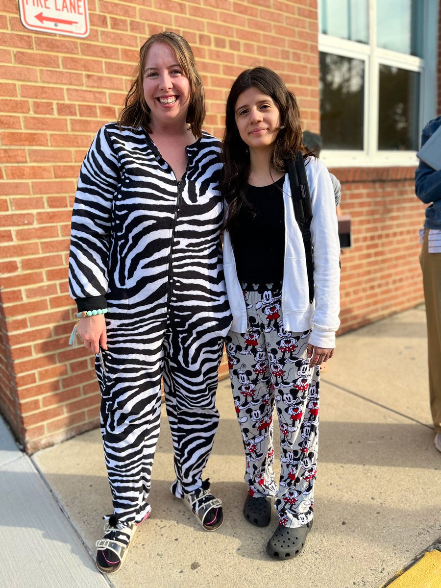 Kelley Dauberman (@ap_daubs) on Twitter photo We are putting bullying to rest! A great PJ day! Although, I will say it was a little warm! <a href="/WoodburnES/">Woodburn Elementary School</a> We are putting bullying to rest! A great PJ day! Although, I will say it was a little warm! <a href="/WoodburnES/">Woodburn Elementary School</a>