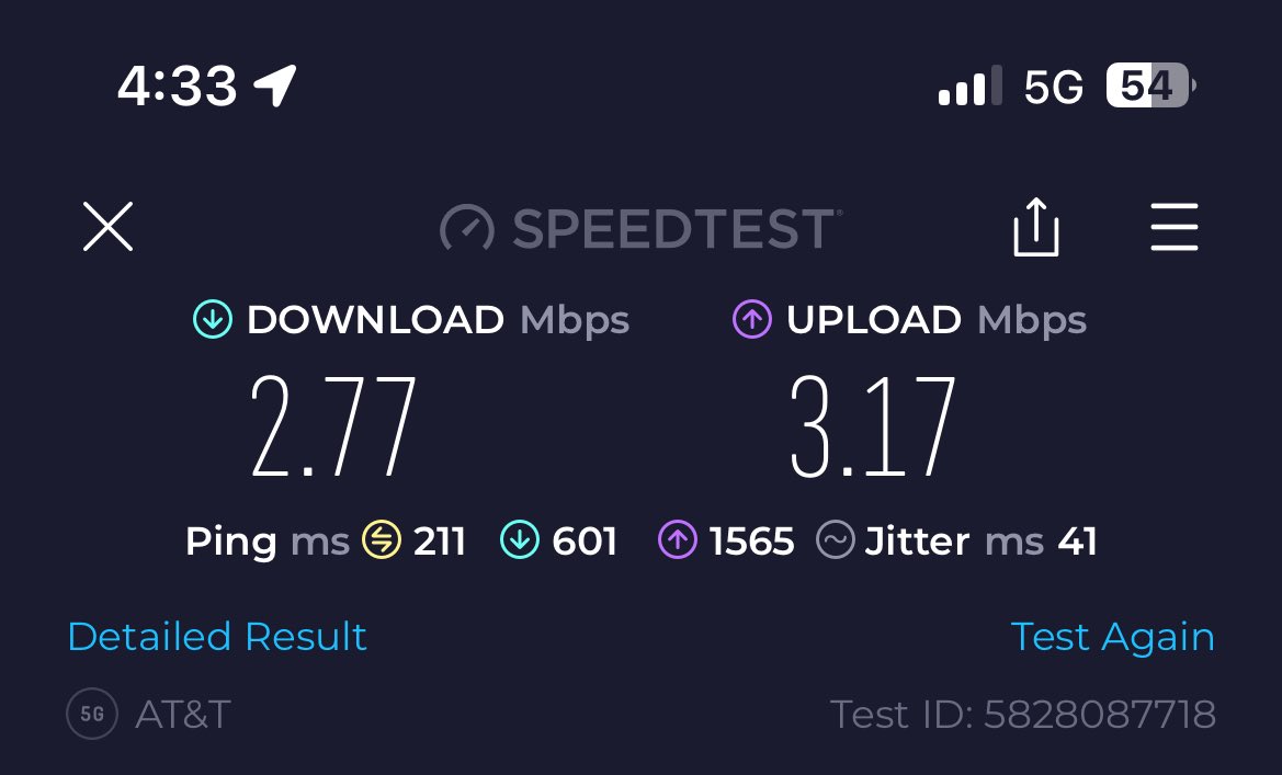 StevenCClement's tweet photo. @ATT What’s with the slow “5G” speed at the Las Vegas Airport? https://t.co/fthR41A6tp