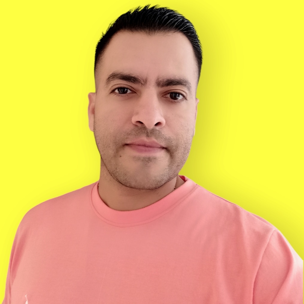 karm812's tweet photo. #NuevaFotoDePerfil https://t.co/eimzbI1gey