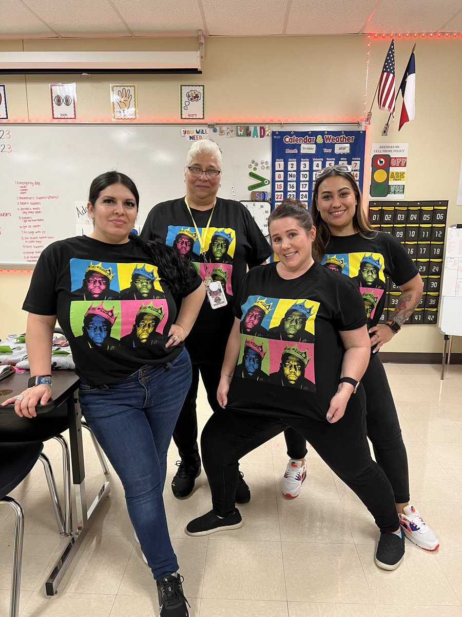 BrennanHS_ALE's tweet image. Twinning with my girls for Red Ribbon Week! #twinnem #notorius #biggie #RedRibbonWeek @NISDBrennan @Brennan_SE