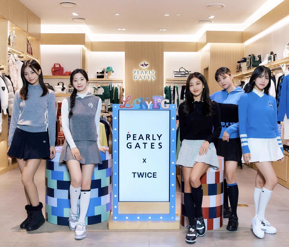 Jeongyeon World on X: 