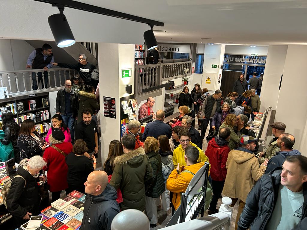 asataasturias's tweet photo. 🧩ASATA acudió ayer a la inauguración de @mataderounolib, galardonada por la Agrupación como el Mejor Proyecto Empresarial en Economía Social del 2023. https://t.co/bP14K6sici