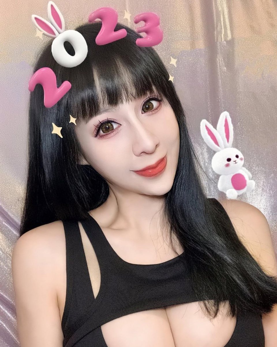 我叫李瑤來自香港   我是一個性格開朗的女孩子， 卻沒有等我等待的人出現在我面前點擊找我加我WS～  url008.xyz/a/eyDGiQUD5165