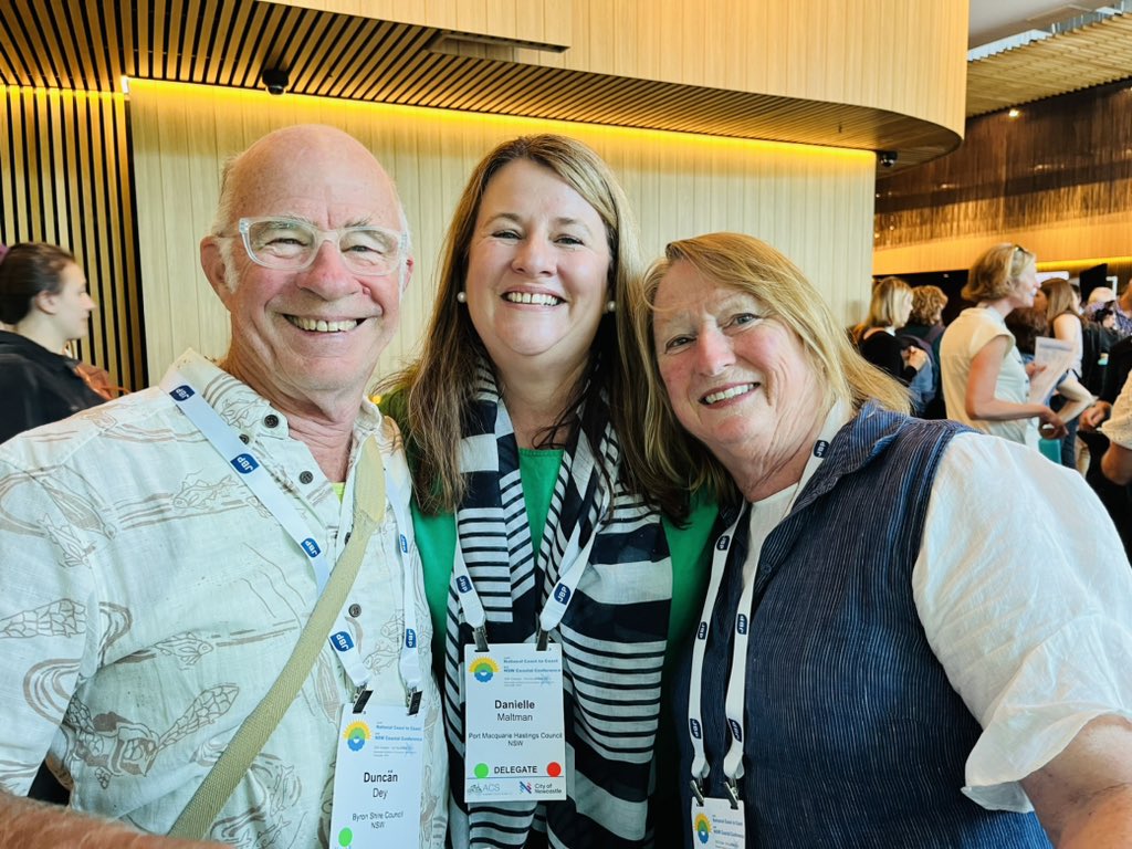 daniellemaltman's tweet photo. Terrific to discuss all things coastal today with Tweed Shire Council Mayor Chris Cherry, Byron Shire Councillor Duncan Dey and Helen Monks at the Joint National Coast to Coast &amp; NSW Coastal Conference #nswcoastalconference https://t.co/KqSNakOyAh