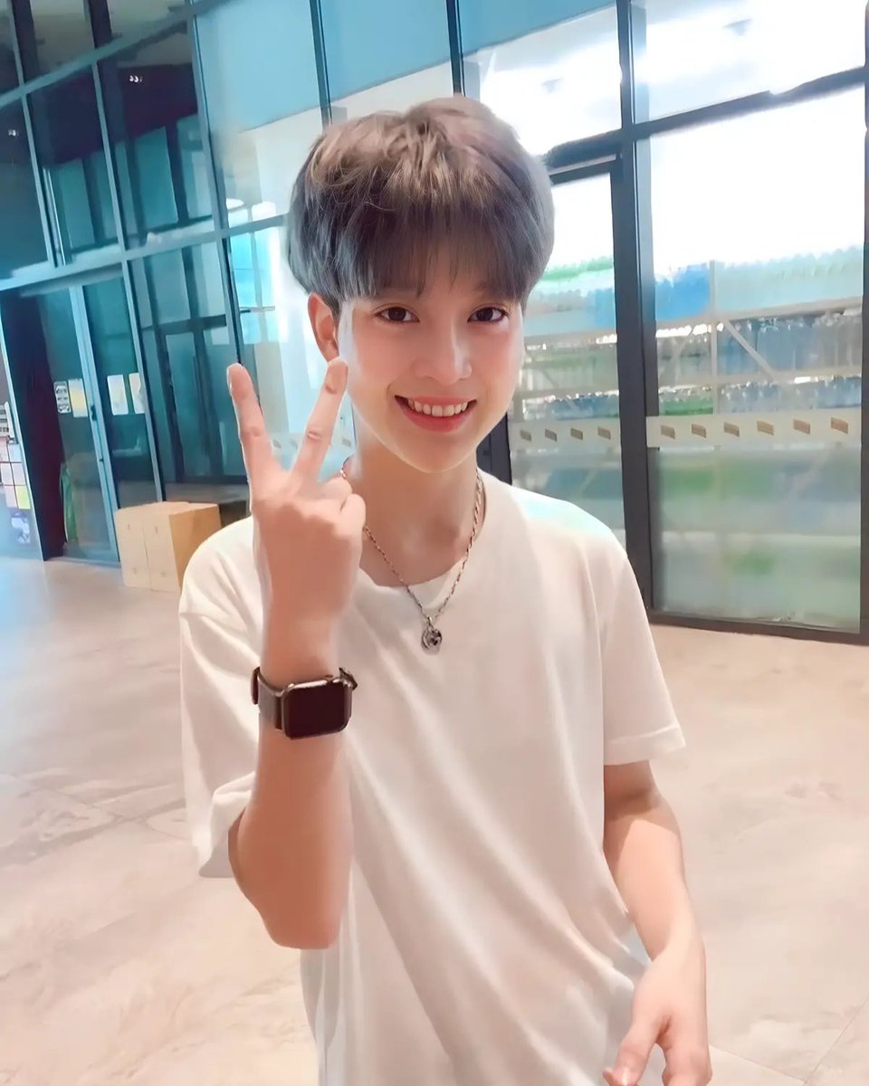 Pinkidols_com's tweet photo. บ่กล้าไปคบไผดอก ข่อยมันผู้ฮ้าย ย่านเขาอายหมู่🤣😂

ติดตาม “August25” ได้ที่แอป https://t.co/BM8GYnR3je คลิก https://t.co/cKFyMNGT3t หลังดาวน์โหลดกดเลือก “Pink Idols”

#Pinkidols #TomThailand #FOXCoin #MrFOX
#tomboy #ทอม #ทอมหล่อ #ทอมดี้ #ทรงผมทอม #netidol #คบทอม  #ทอมหล่อบอกต่อ https://t.co/bZYrRDgX9D