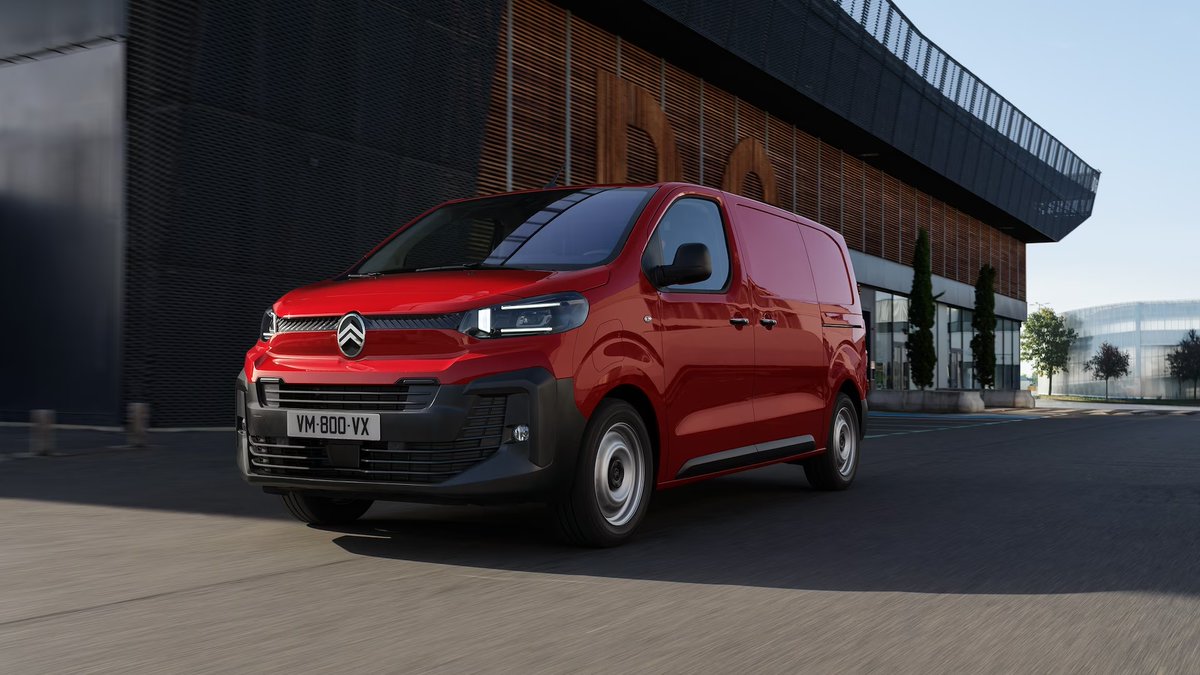AutomotorSL's tweet photo. Redescubre nuestra gama más amplia de vehículos comerciales, diseñada especialmente para profesionales y adaptada a todas las necesidades. Con volúmenes que van desde los 400 L hasta los 17 m3.

Contacta con nosotros para más información:
https://t.co/eW5VRepU90 https://t.co/i32vFdfUNB