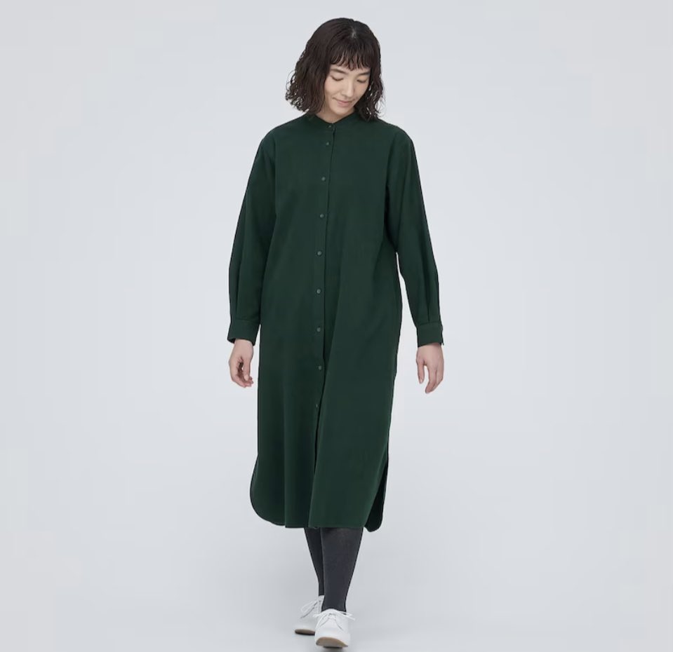 _aibaba's tweet photo. 欲しかったグリーン店舗になくてネット注文店舗受け取りにしたのを取りに行ったらネイビーが届いてた😭どうして？何で？確認して注文したと思うんだけどな、、、同じ人いませんか？

#無印良品
#両面起毛
#フランネル
#スタンドカラー
#シャツワンピース https://t.co/YqfFMqpjNw