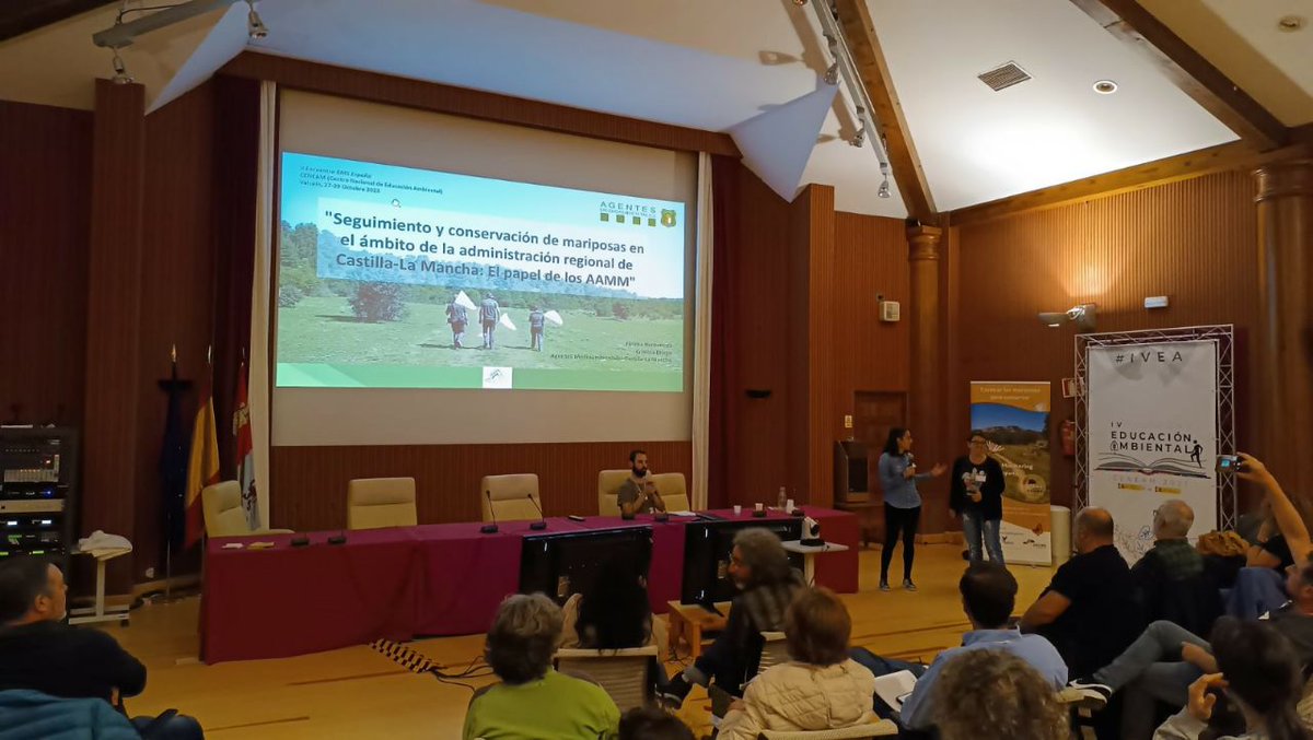 Agradecemos el compromiso, dedicación y ponencia de las compañeras en la custodia de mariposas en mayor peligro de🇪🇺. Papel fundamental del Cuerpo de #AgentesMedioambientales para la protección de la especie y su hábitat. Encuentro en colaboración del @oapngob y @europebutterfly.