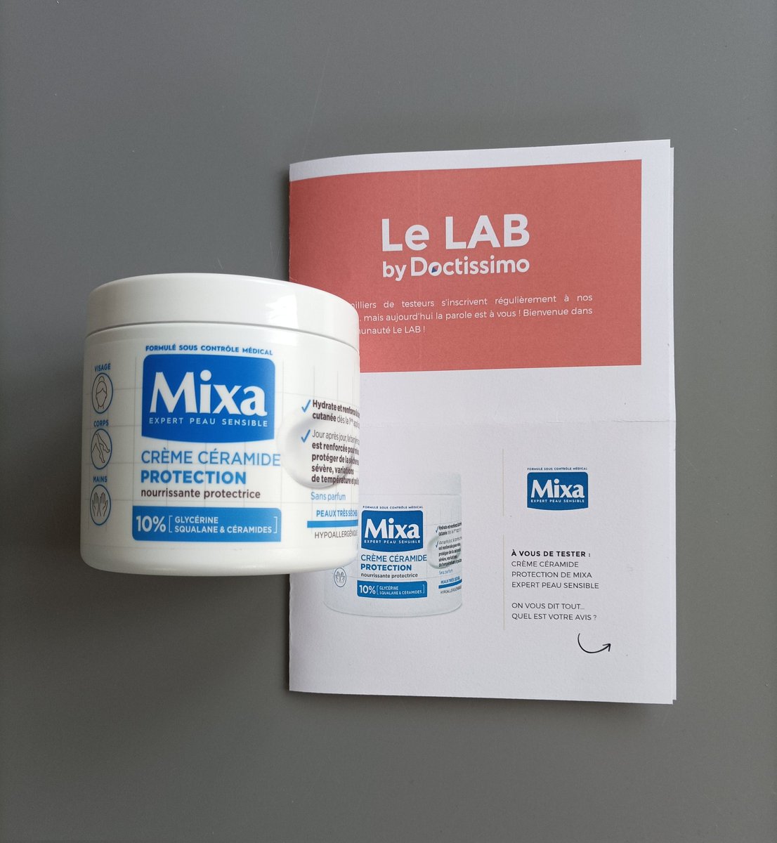 DHONDT8's tweet photo. Nouvelle sélection avec @doctissimo pour @mixa_fr .
Cette crème céramide protection.
Elle renforce la barrière cutanée et hydrate les peaux sèches.
Non grasse, non collante, elle pénètre facilement.
#lelab #doctissimo #mixafr #prouveenlaboetsurmapeau https://t.co/yWUkjmltM9