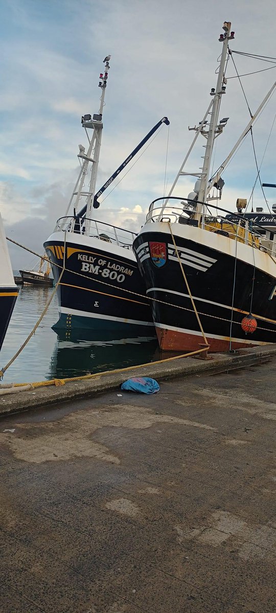 NewlynFishing's tweet photo. Wasting no time returning to #FishGrounds after the #Storm sees Skipper & Crew 'RachaelOfLadram' depart #Ice plant' .. as Leaders of the pack "Kelly & Karen" round #LandsEnd in pursuit of Consumer Favourite @MSCintheUK ...#CornishHAKE ..... #EatMoreHAKE https://t.co/qj3daRbaJm