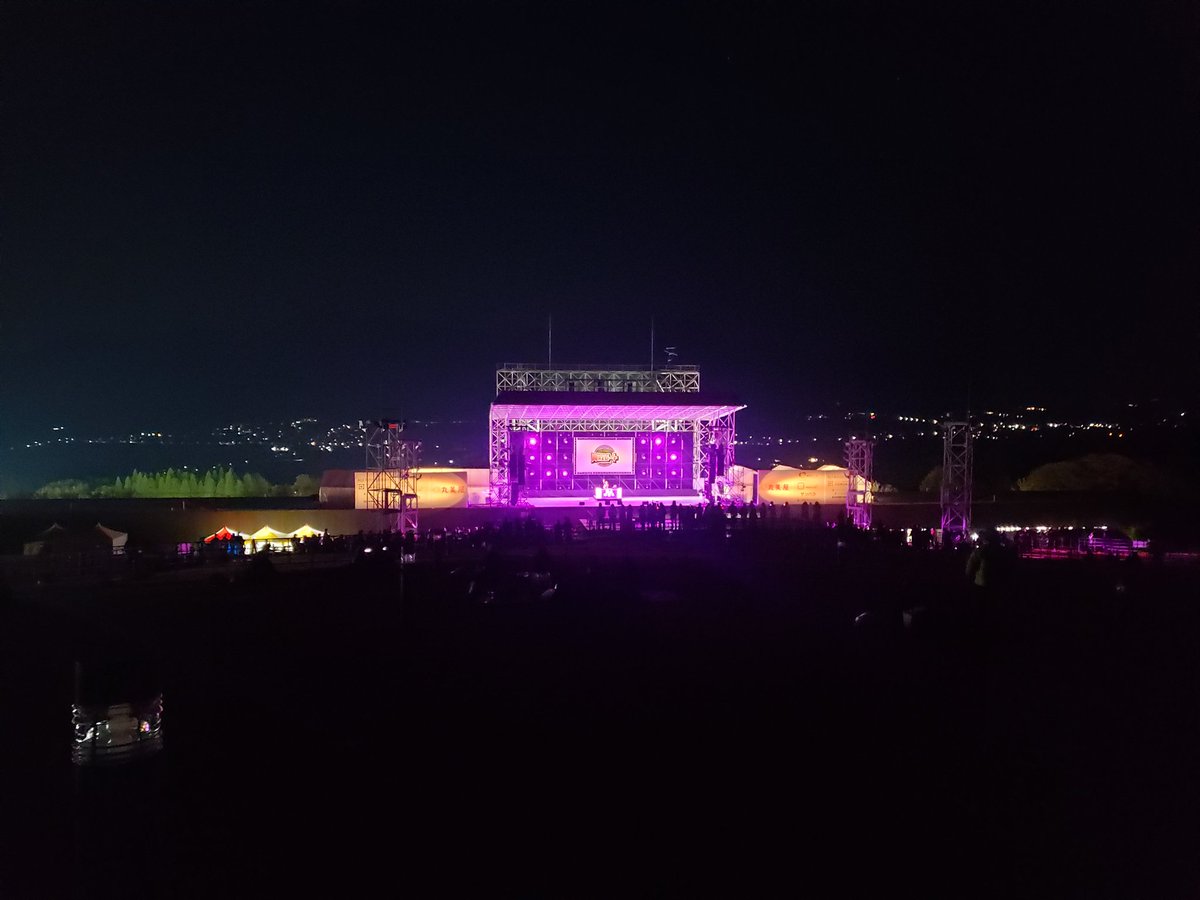 asobeat_fes's tweet photo. とうとうラストアーティスト!
mihimaru GTのmiyakeさん!
最後まで盛り上げてもらいましょう!
#阿蘇ビート2023 #阿蘇ビート #ballistikboyz #funkeymonkeybabys #keytalk #kickthecancrew #leola #djmiyakefrommihimalgt #nobu #repezenfoxx #森高千里 #ピコ太郎 #exilenesmith #古坂大魔王 https://t.co/YJiarjKO1x