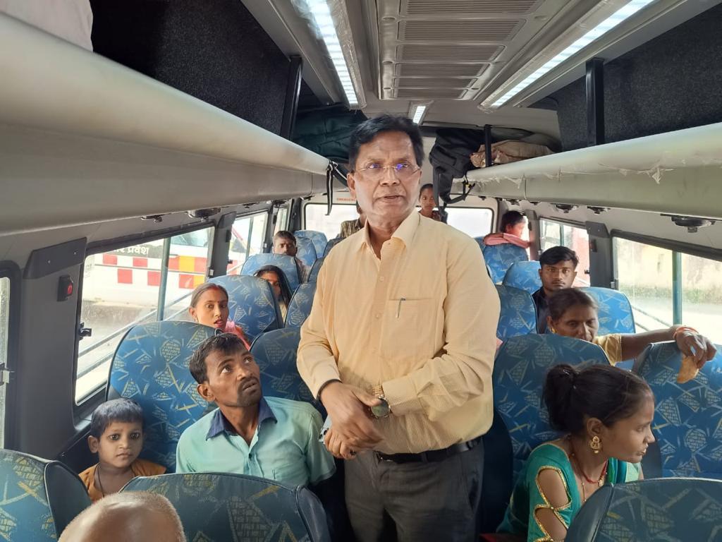 03/11/2023 
12 cleft Lip  and palate children sent to SIPS Hospital Lucknow for surgery 
screening done by RBSK teams district Banda.