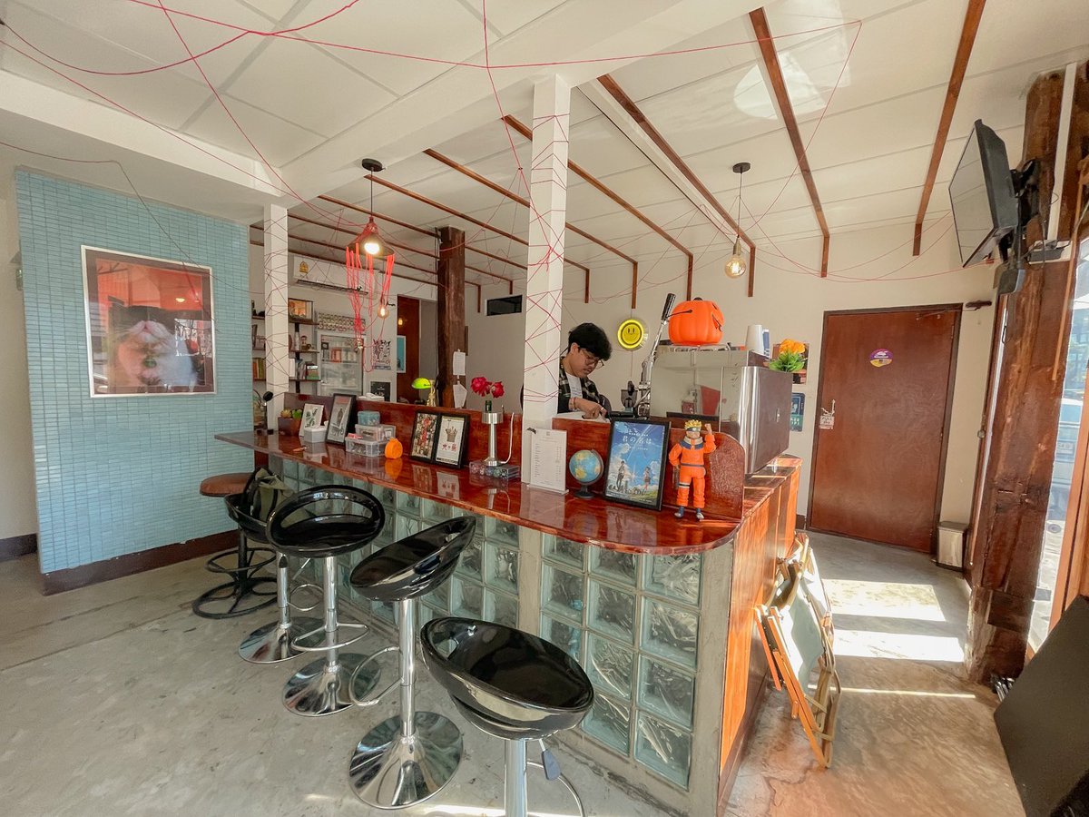 กินไม่เกิน100 tweet media