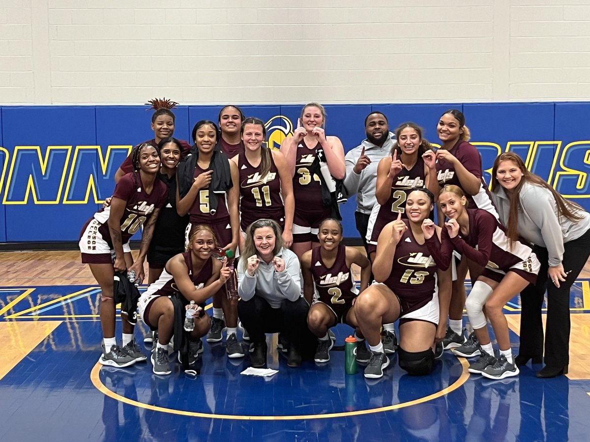 JETS pick up a road win 66-47 over Madonna! With the win tonight, Coach Brown gets her 100th win at JC! ✈️🏀