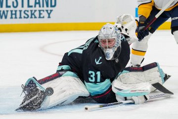 Grubi making a toe save