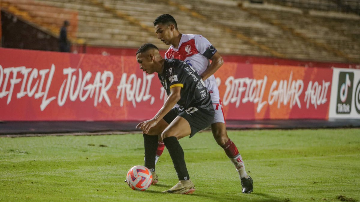 Luego de un aguerrido partido, el CAI empató 2-2 vs Real Estelí en el Rommel Fernández Gutiérrez.

Por el global de 3-2, los nicas avanzan a la final de la Copa Centroamericana 2023 ante Alajuelense.

#CheckSports #Panama #Concacaf 

Fotos: <a href="/amspanamapty/">actionmediasports</a>
