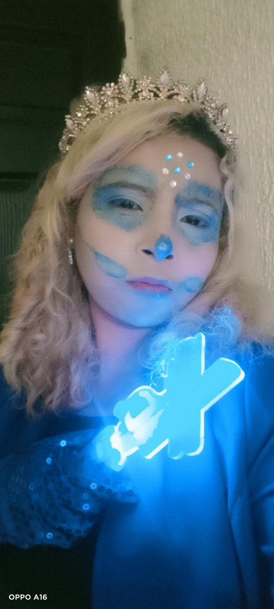 YerinteukSun's tweet photo. Día de muertos Estilo ELF 💙 El azul es un color único quería que vieran que el dia de muertos es una gran traición 

#CATRINELF
#SUPERJUNIOR
#18thanniversary 
#1ts8lue https://t.co/HFqMkLPJ4e