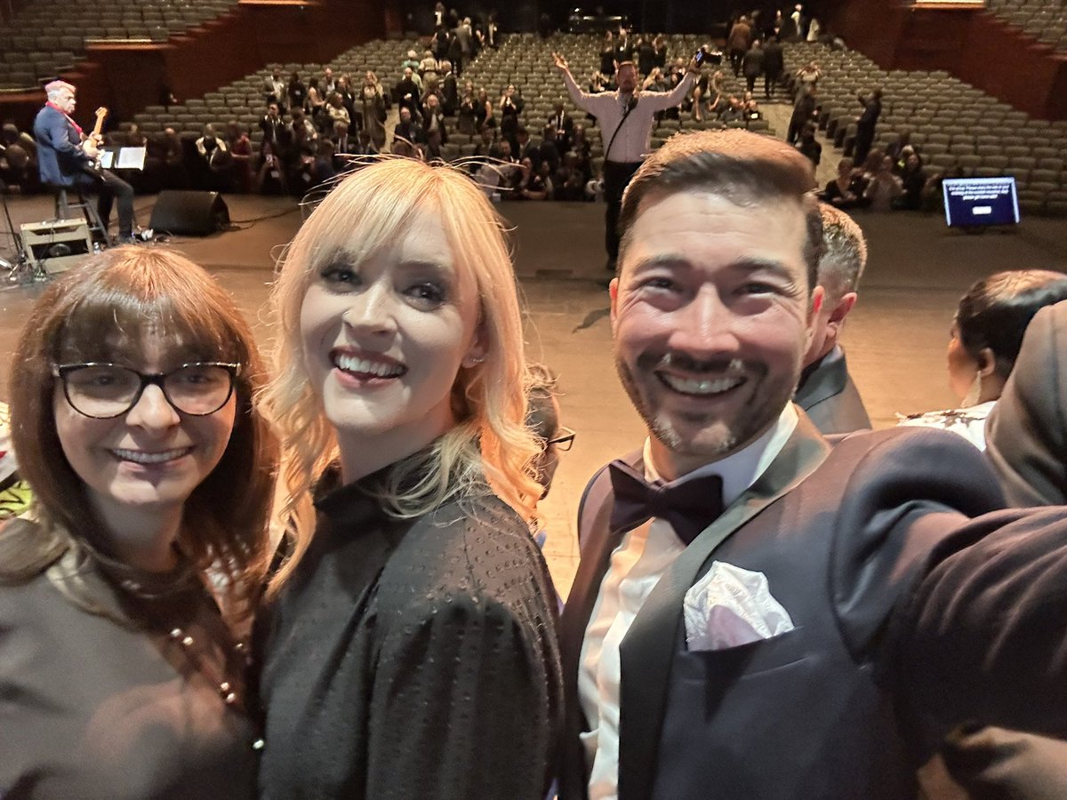 Thank you <a href="/AvenueMagazine/">Avenue Calgary Magazine</a> for an amazing Top 40 Under 40 award ceremony. I’m truly honoured and humbled to be in such a remarkable cohort of leaders in Alberta. Thanks to my family, friends and patients. <a href="/DrDanielHeng/">Daniel Heng</a> <a href="/AHS_media/">Alberta Health Services</a> <a href="/albertacancer/">albertacancer</a> <a href="/AHS_CancerCare/">AHS_CancerCare</a> <a href="/weowncancer/">OWN.CANCER</a>