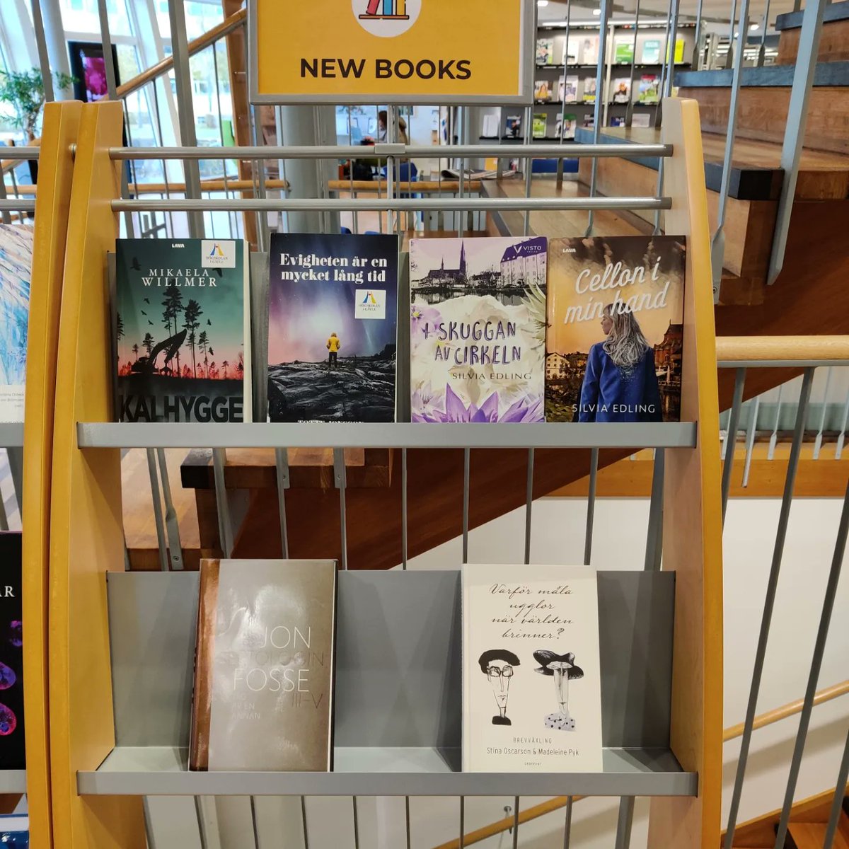 MikaelaWillmer's tweet photo. My little novel, sitting on a library shelf with all the other new books! Is this what it feels like when you're a parent and your kid starts school? 🥲 https://t.co/MCEcZbFN85
