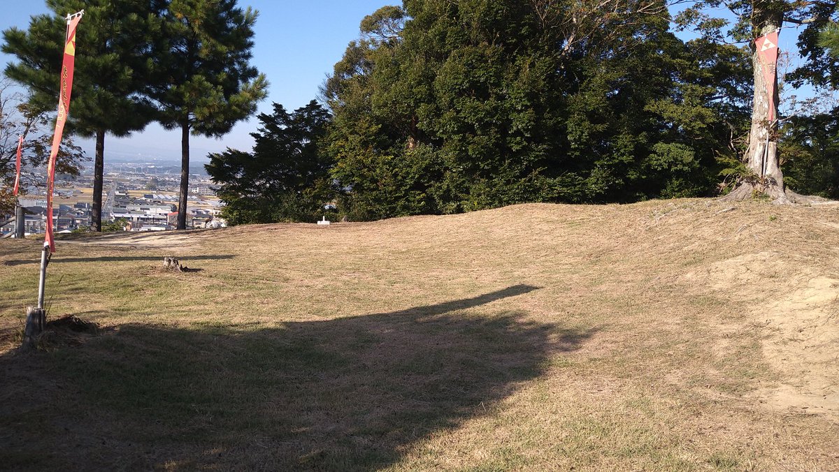 SerrowY's tweet photo. 韮山城なう。
#韮山城 https://t.co/zwtIM4mWBu