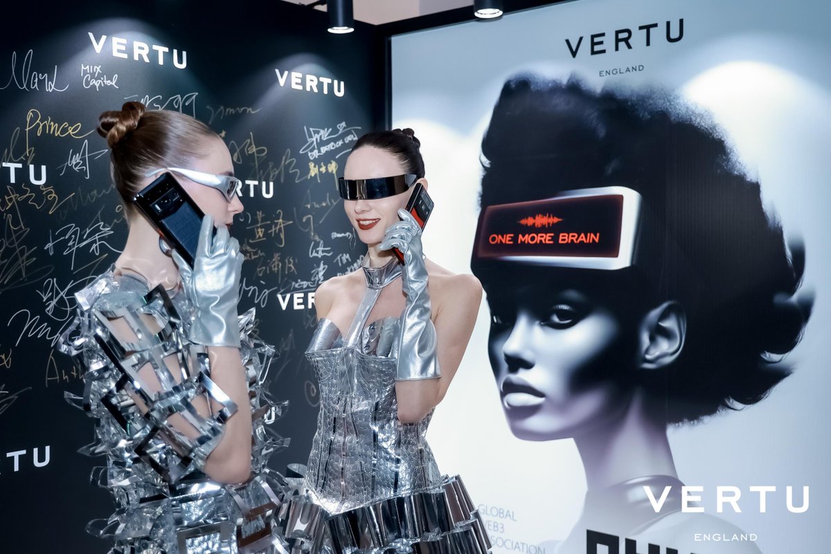 VertuEngland's tweet photo. Throwback to #VERTU's incredible Hong Kong launch event! 🥂Can't wait to see what the future holds for this iconic brand
Find more https://t.co/WBppFN5WKA
#AIPHONE #WEB3PHONE #OneMoreBrain #AI #WEB3 #LuxuryPhone #HongKong #LUXURY #aitechnology #phone #aicommunity #robotics https://t.co/aaUEISKgbw