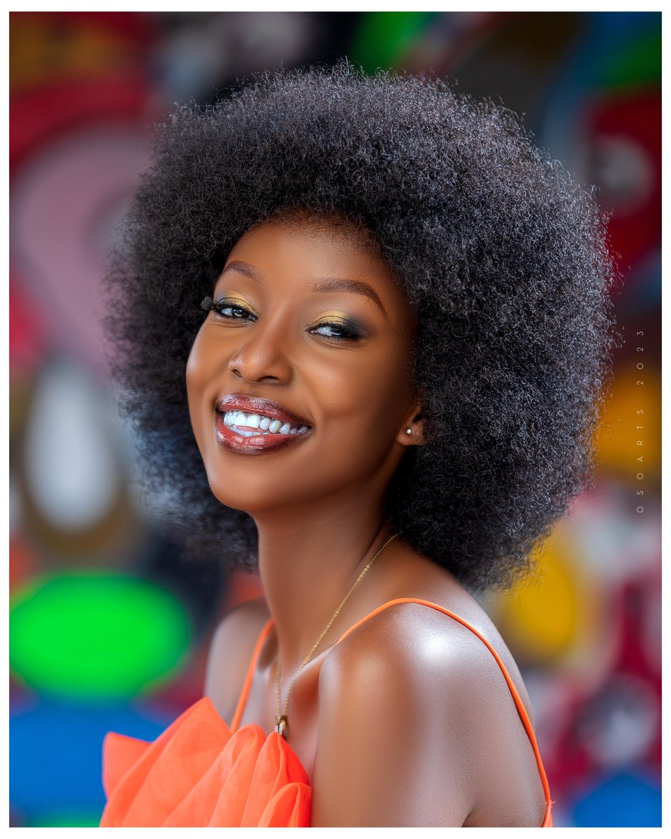 Osoartsconcept1's tweet photo. Let us bless your Friday with these beautiful portraits of @Joyshalom5. 

Have a blessed weekend https://t.co/ciwESSIXlJ