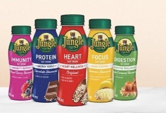 I just heard that there’s a new Jungle Oat drink🔥🤌. And this one is for on the go I really cannot wait to taste it and it comes in different flavours how convenient? 🥹 #JungleOats