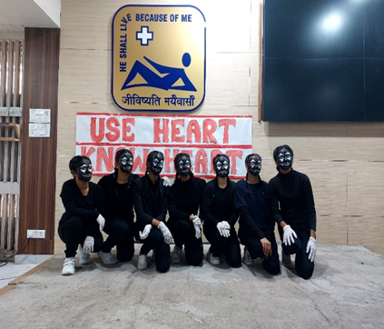 StJohns_Blr's tweet photo. #HealthEducation programme was conducted on #WorldHeartDay Sept 29th by GNM Nursing students in #OPDFoyer
Theme was #UseHeartKnowHeart.
#ChiefGuest: Dr Srilakshmi, HOD #Cardiology
Started with #WateringTheSapling Ceremony by #ChiefGuest, Sr Ria, CNS & Sr. Prasada, VicePrincipal https://t.co/FkxCohekar