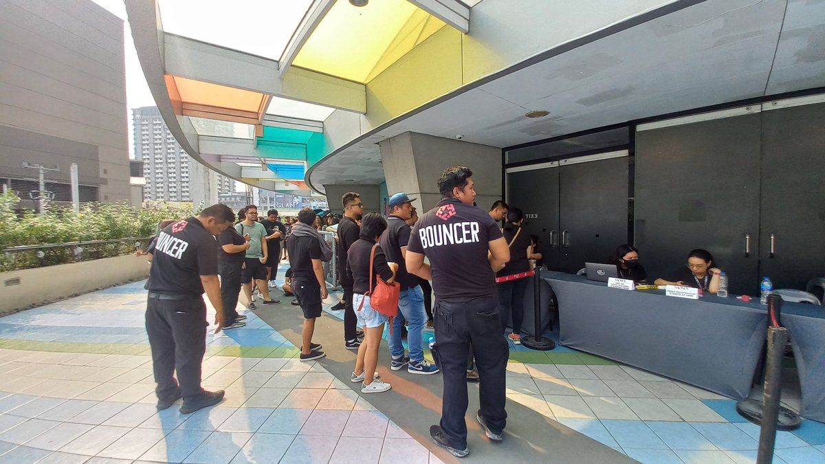 pulpliveworld's tweet photo. Let's jam with @Saosin tonight!  Before diving into #SAOSINinMNL2023 DAY 1 here at the Skydome, make sure to strap in at the Main Entrance for an adrenaline-packed experience! 🤘 See you! https://t.co/qROczRfmeY