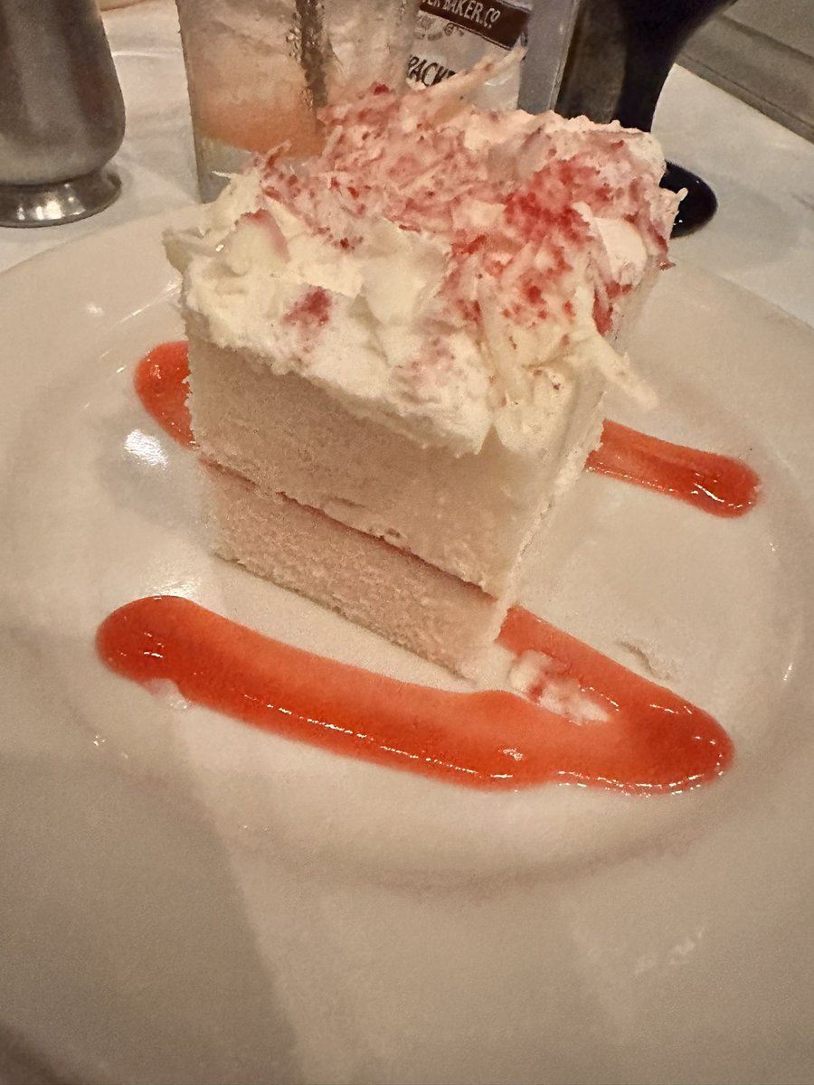 audreyandray's tweet image. Thank you @SaltysSeafood #Alki for your excellent servce, ambience &amp;amp; dinner for @SeattleRW 2023! A refreshing drink, Prosciutto wrapped Asparagus, Miso Sablefish, Bok Choy, Rice and White Chocolate Mousse Cake highlighted a wonderful night out! #SeattleEats