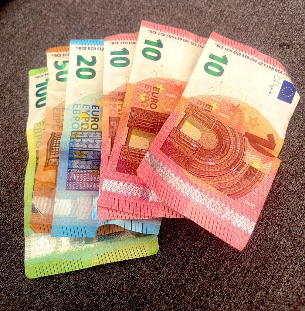 ServeMasterMax's tweet photo. Es kostet gar nicht so viel, dass du mein Klo spielen darfst.

#findom 

#cashmaster #melken #kontofick 
@nick_gtwb @gavinperry60
@topalphamales @rtfordoms @findominfluence @RT4TeenDom @alphaxfindomrt @rt4dom @RT4Kings
@alpha_amplifier @FindomAlphaRT @RTfindomMasters @RT4Masters2 https://t.co/zJsjfIQh3E