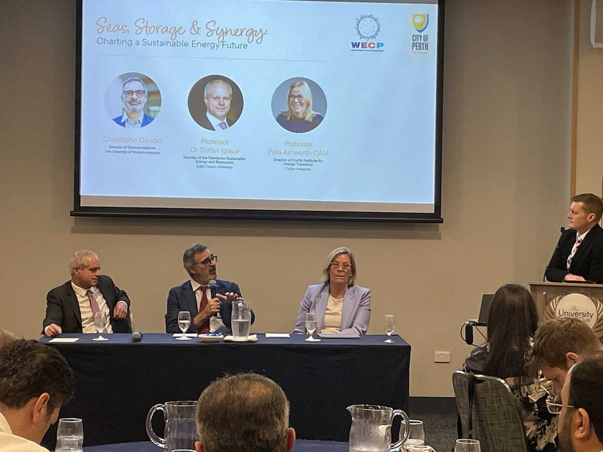 uwaoceans's tweet photo. Seas, Storage & Synergy: Charting a Sustainable Energy Future panel session today at the World Energies Cities Partnership #WECP
OI Director Christophe Gaudin sharing how offshore energy can help drive us forward https://t.co/HKLrTV3vUB