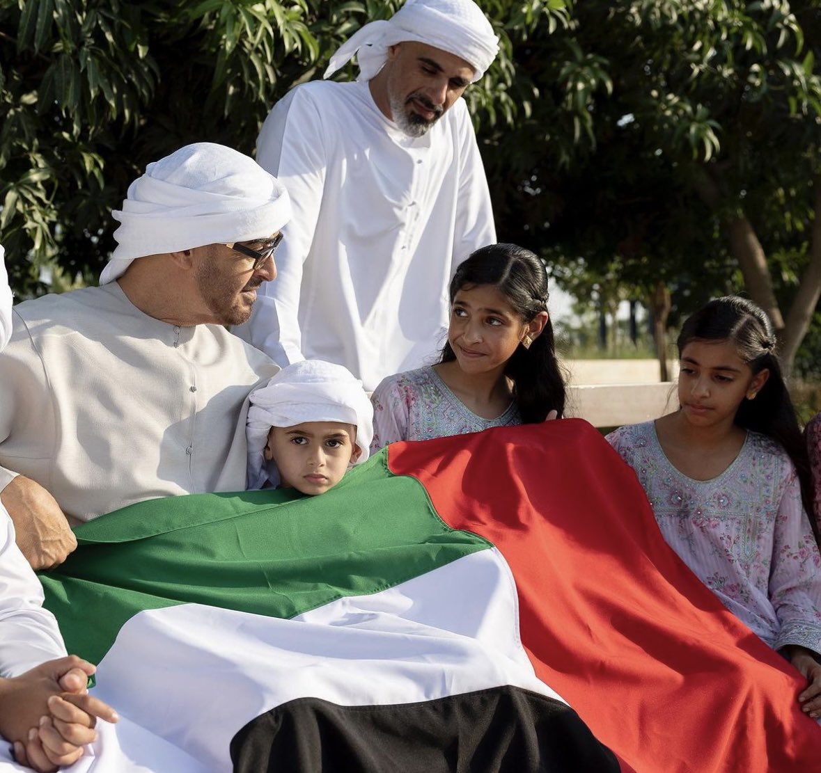 اللهم احفظ بلادنا وقيادتنا
وأدم علينا نعمة الأمن والأمان 🇦🇪