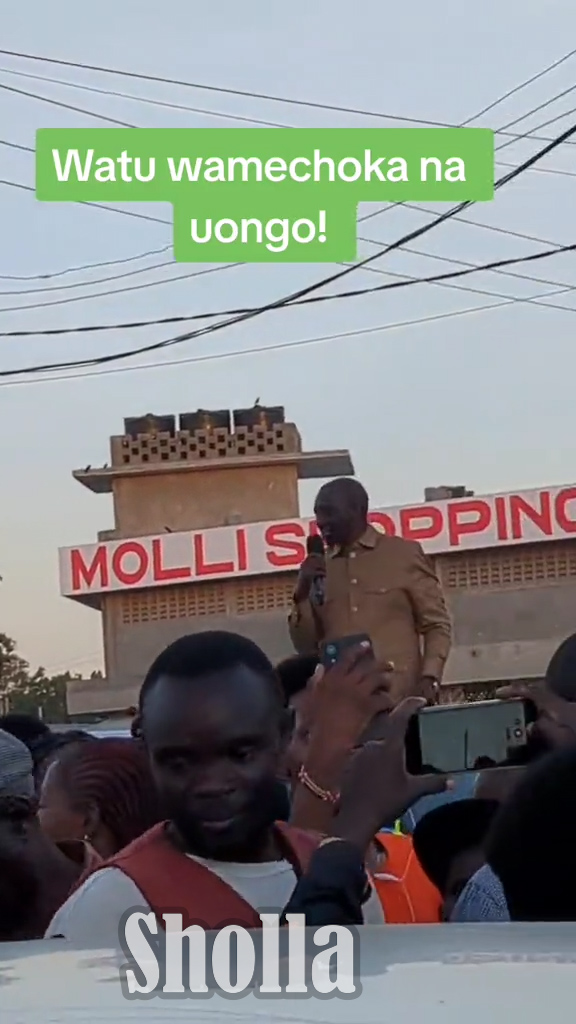sholard_mancity's tweet photo. Ruto was heckled yesterday by residents in mombasa that he had to address shops 
Wach the video in the thread below 👇

REMEMBER LOT'S WIFE Elnino Mungiki Mungiki Luos solfest #sholla tanzania gachagua mombasa https://t.co/Fn0kwIHZaM