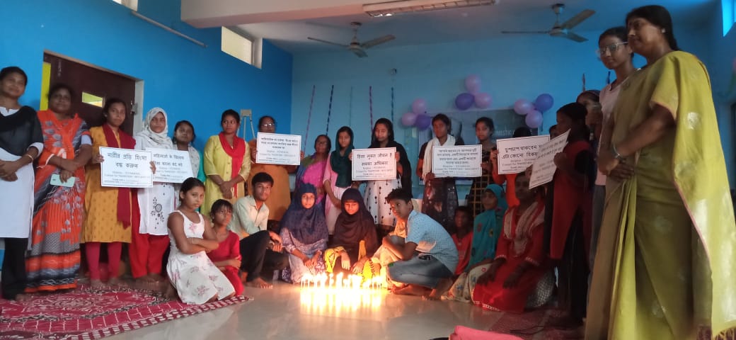 noskk_2016's tweet photo. On 18 &amp; 27th Oct, in the month of domestic violence NOSKK &amp; @MyChoicesFDN with 134 participants of Students, women youth &amp; interns of MSW organized poster campaign &amp; awareness program to raise their voice against domestic violence against women.#therighttobeagirl
@mundocooperante https://t.co/1F1lsAuRfz