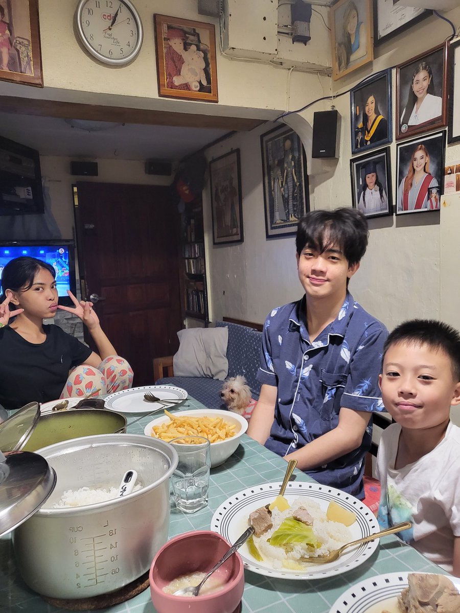 zychamith25's tweet photo. eyyy Kuya's home🥰🏡🌲💙 https://t.co/TGQg4gqW1Q